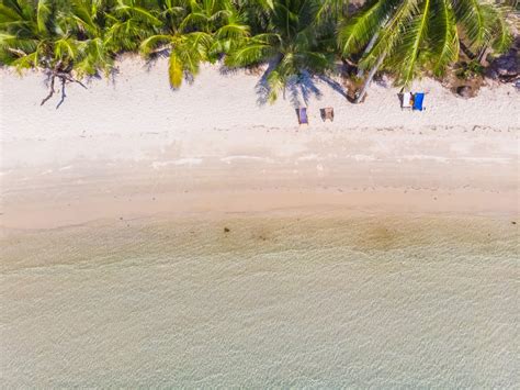 Exploring the Best Beaches in and Around Cebu City.